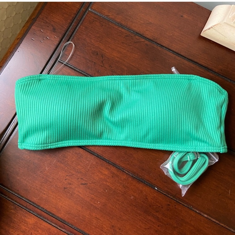 NWT Forever 21 Green Bandeau Bikini